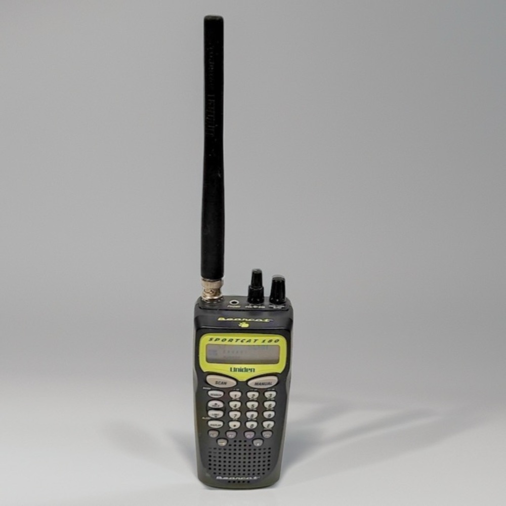 Uniden Bearcat Sportcat 180 Handheld Radio Scanner w/ Charger and Manual